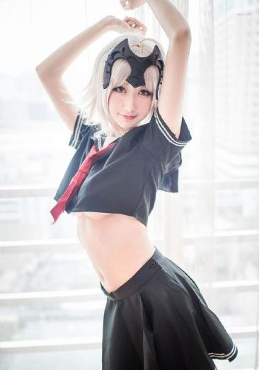 年轻的妈妈免费